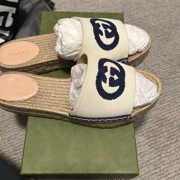 Gucci sandals - Picture 7 of 8